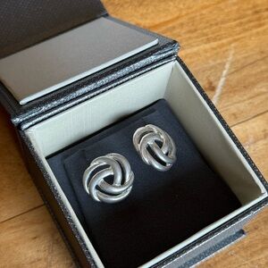Source Unknown Silver Twisted Earrings